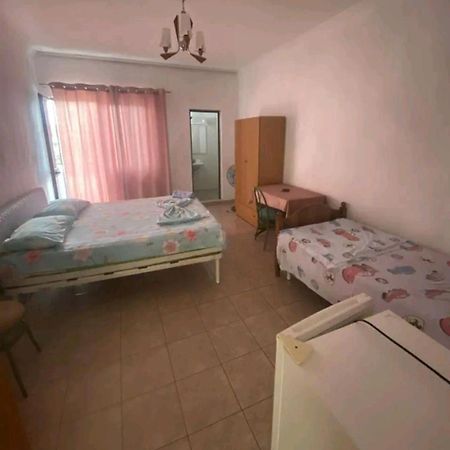 Ajsi Apartments Durrës Esterno foto
